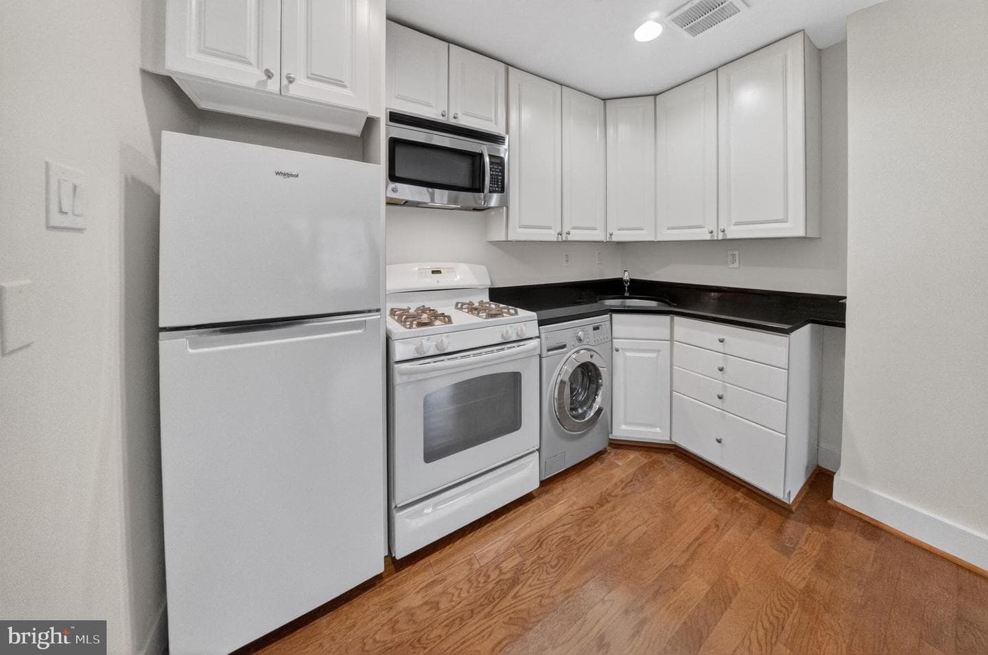 4840 Macarthur Boulevard NW #401 photo 8