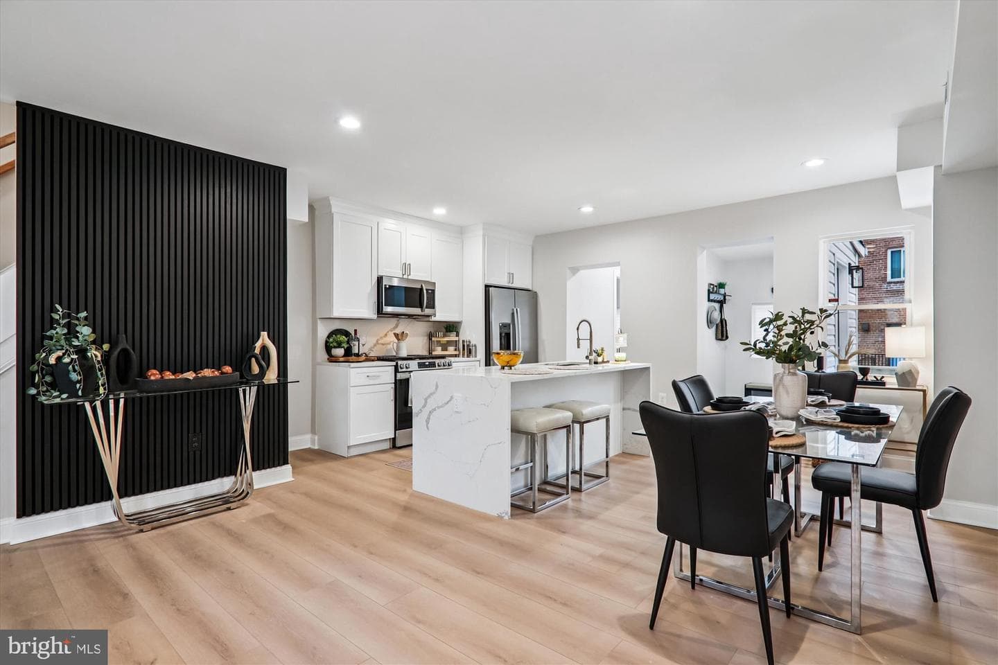 1374 Rittenhouse Street NW photo 4
