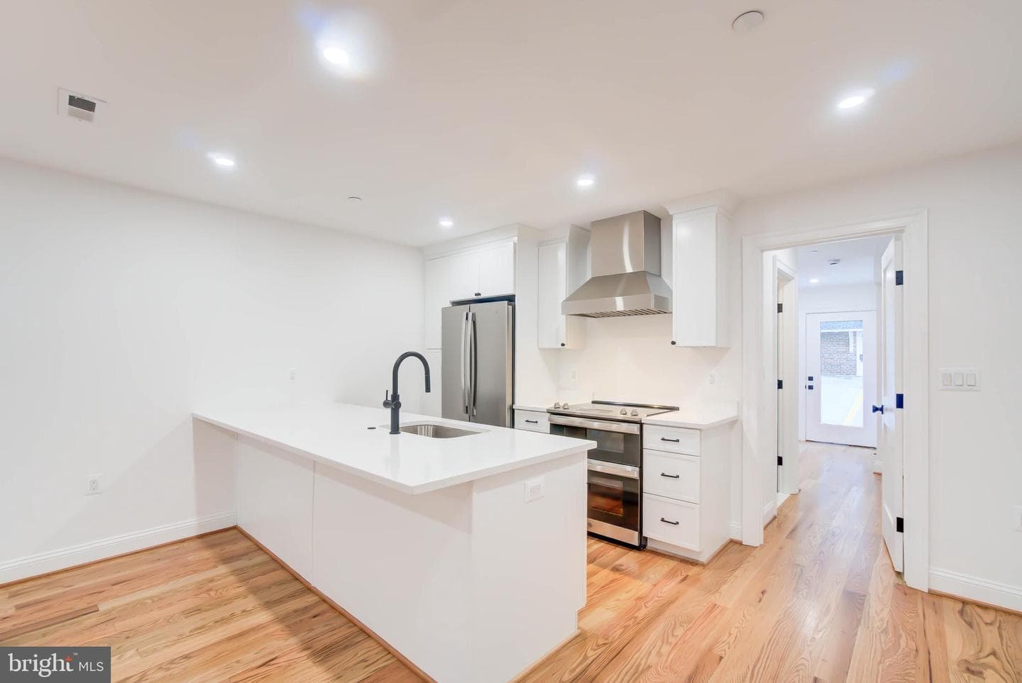2910 18th Street NW photo 42