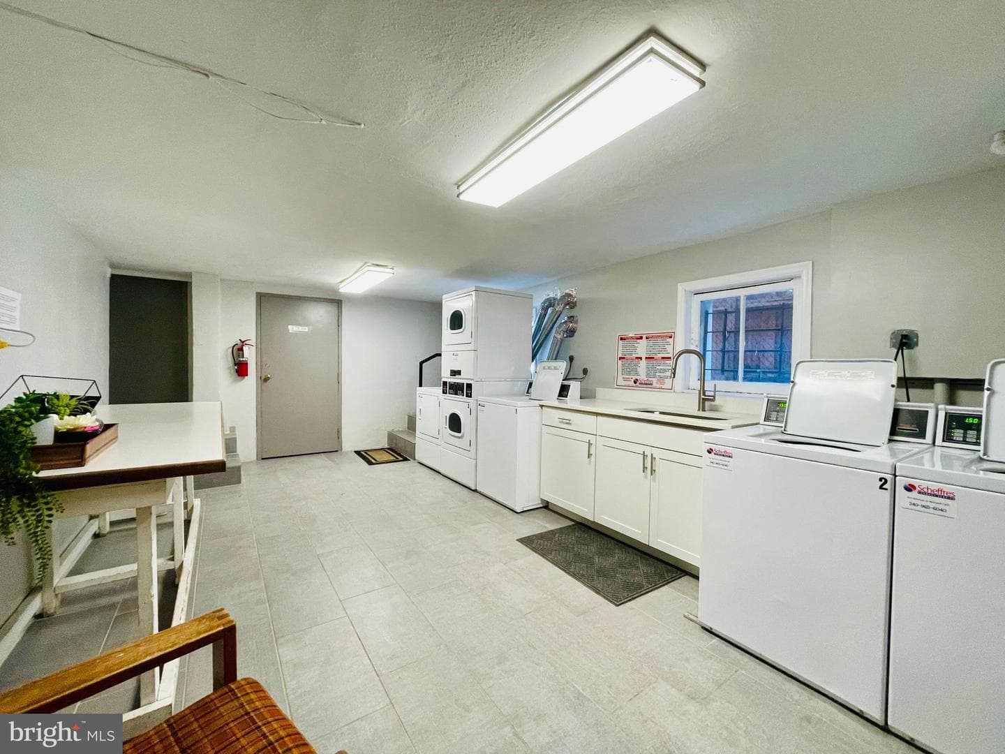 115 E Street SE #302 photo 16