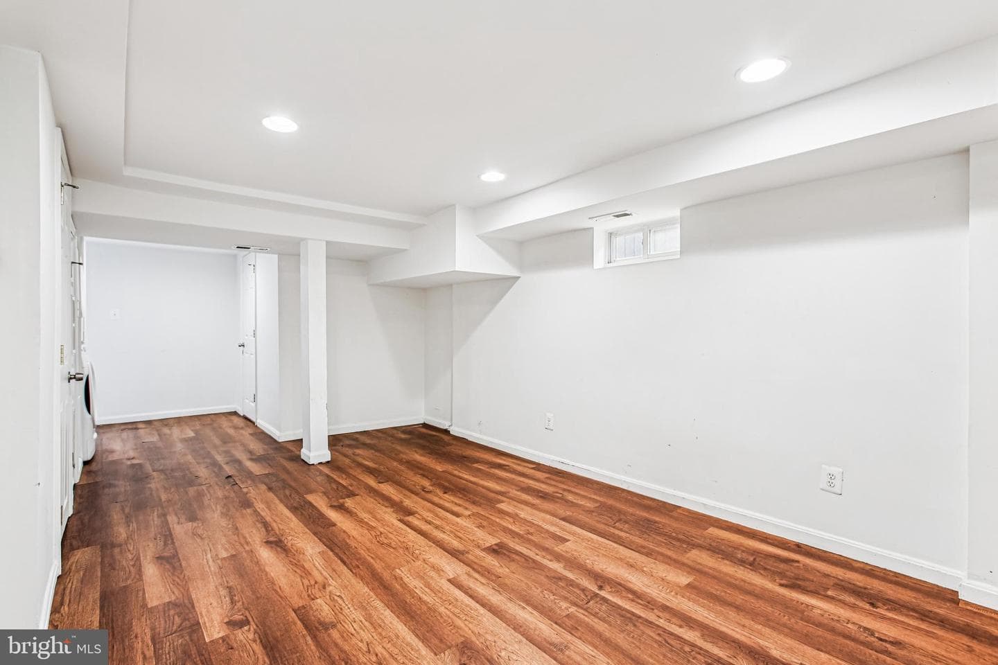 836 Division Avenue NE photo 23