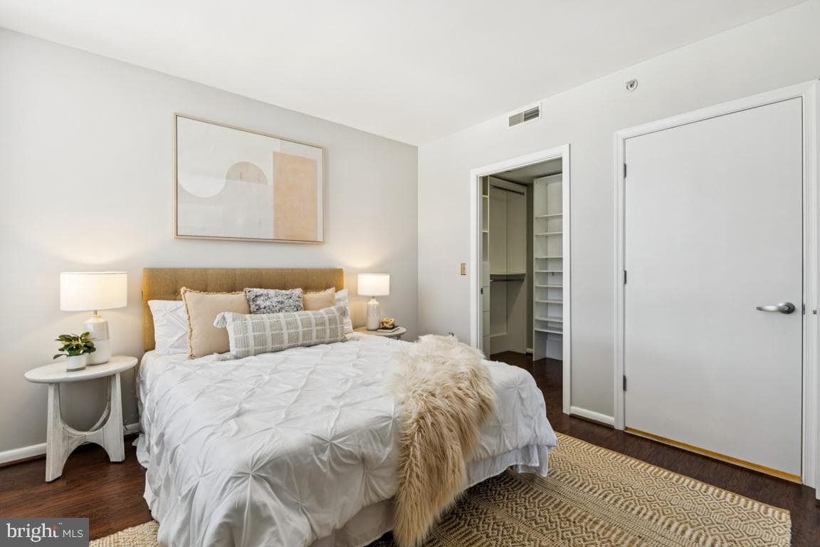 355 I Street SW #501 photo 18