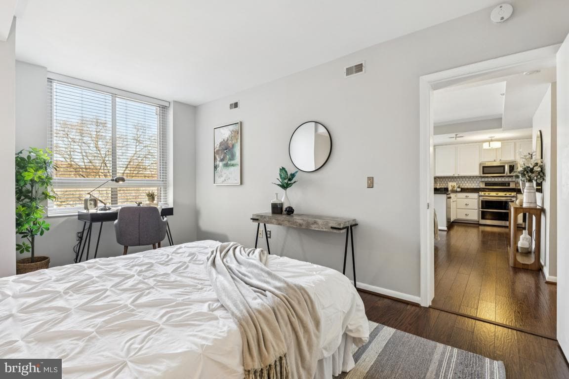 355 I Street SW #501 photo 21