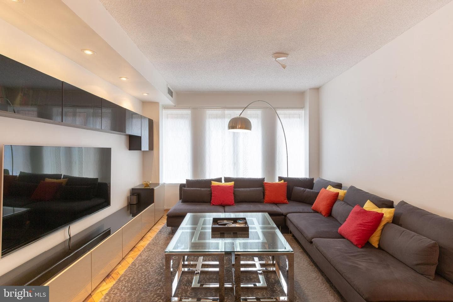 1045 31st Street NW #21 photo 9