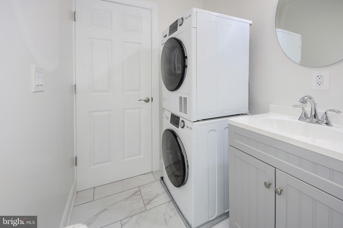 1674 Irving Street NW photo 11