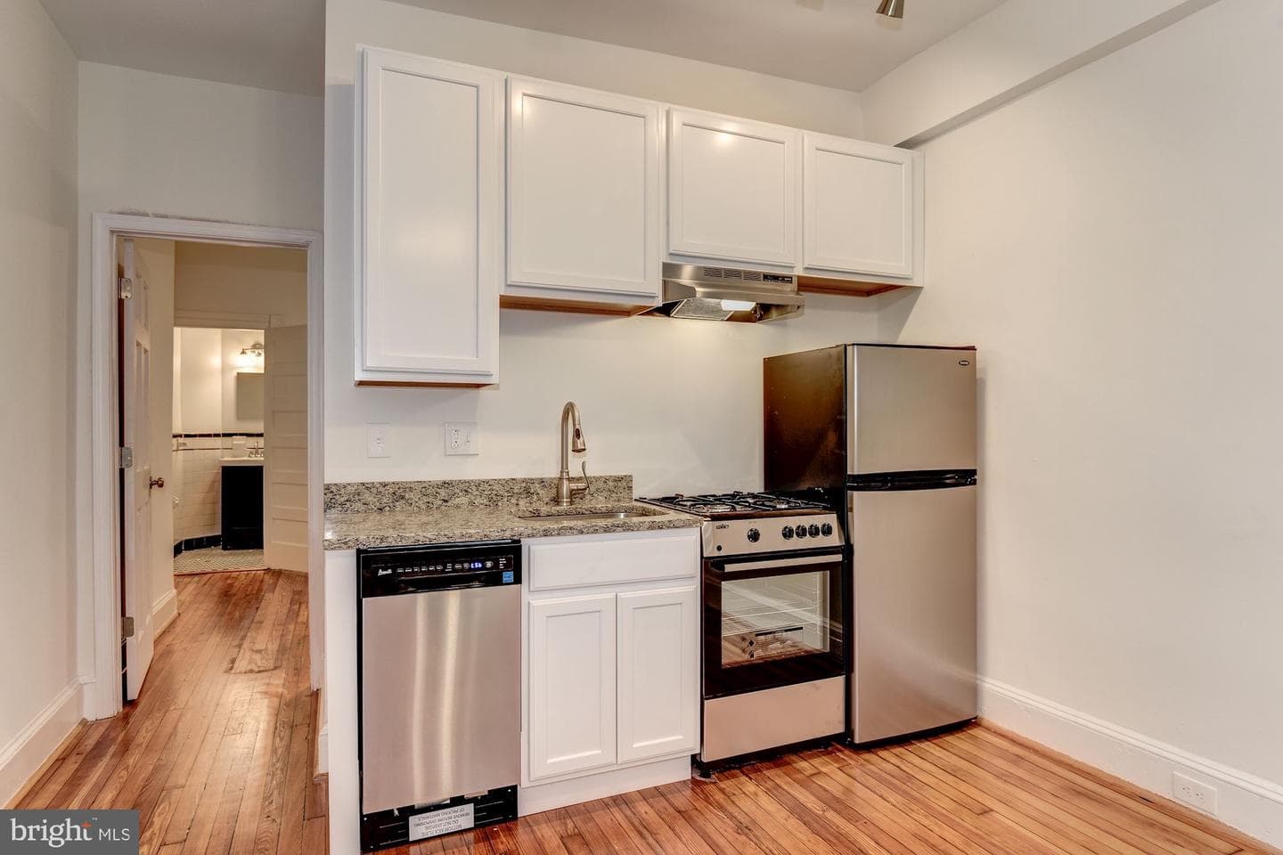 1674 Irving Street NW photo 4