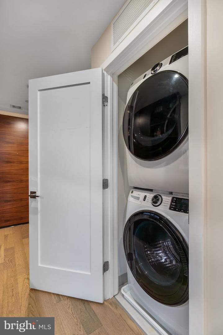 37 L Street SE #803 photo 22