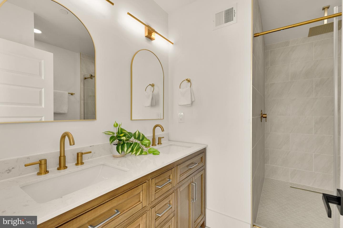 231 S Street NE #2 photo 25