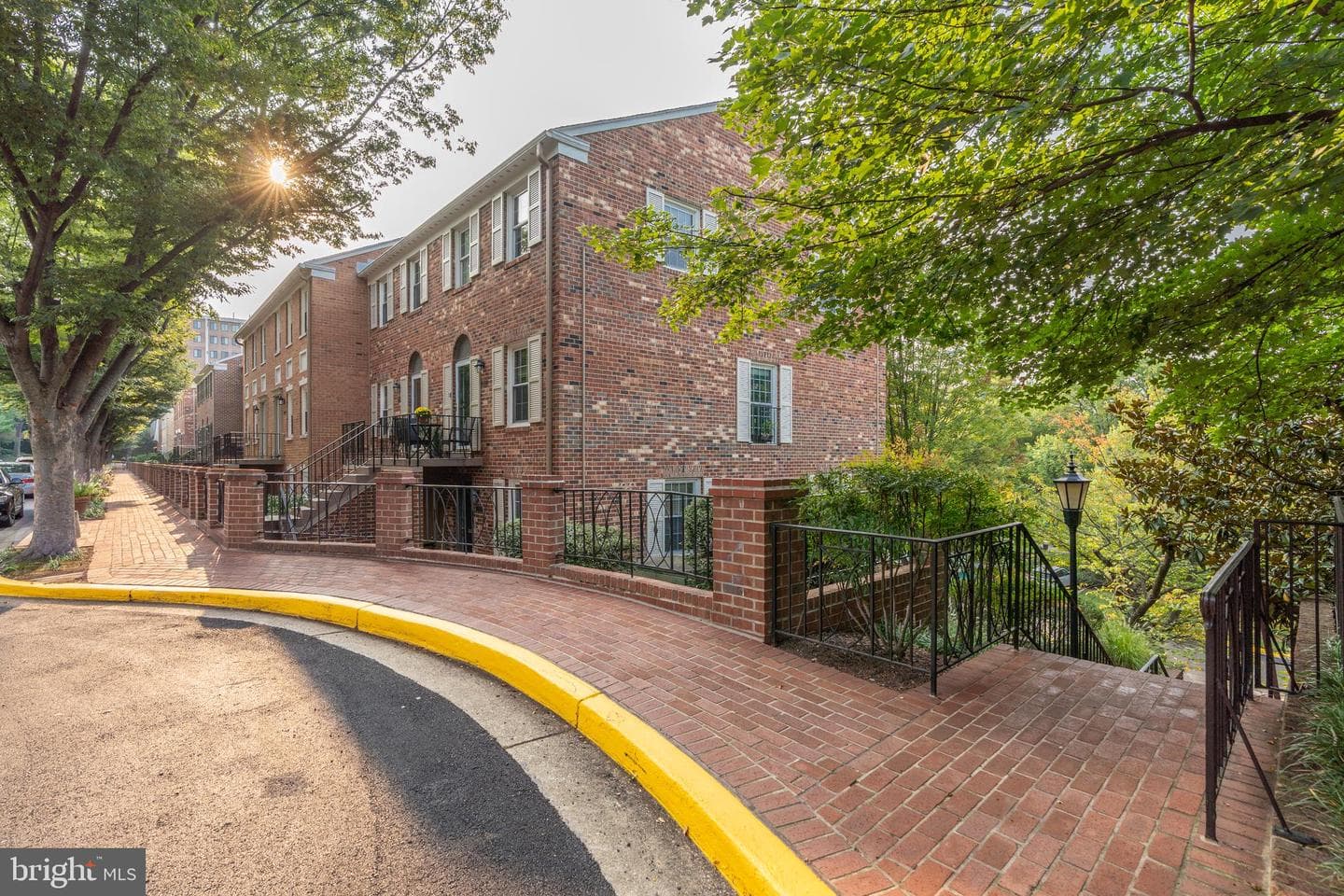 3299 Sutton Place NW #c photo 33