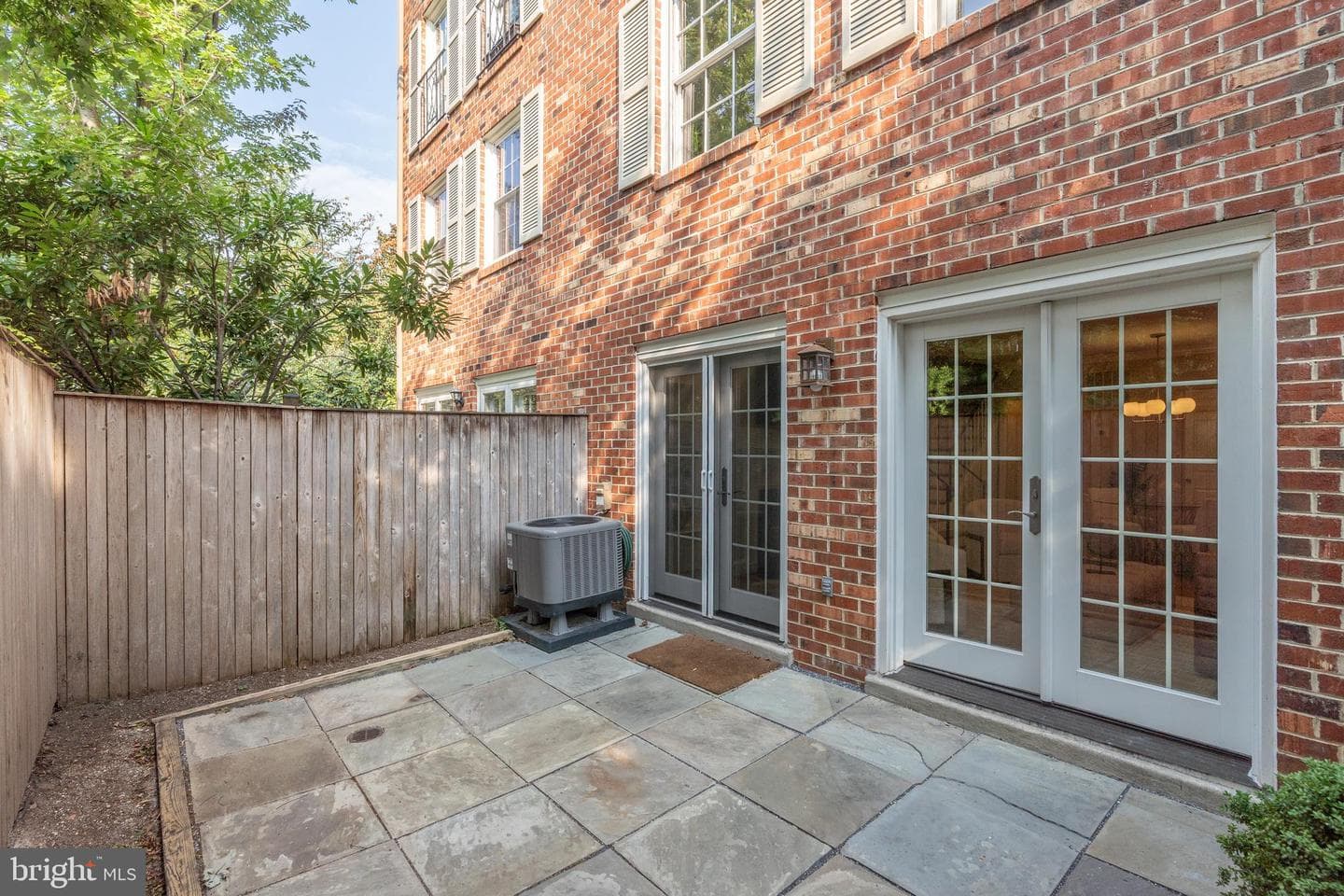 3299 Sutton Place NW #c photo 9