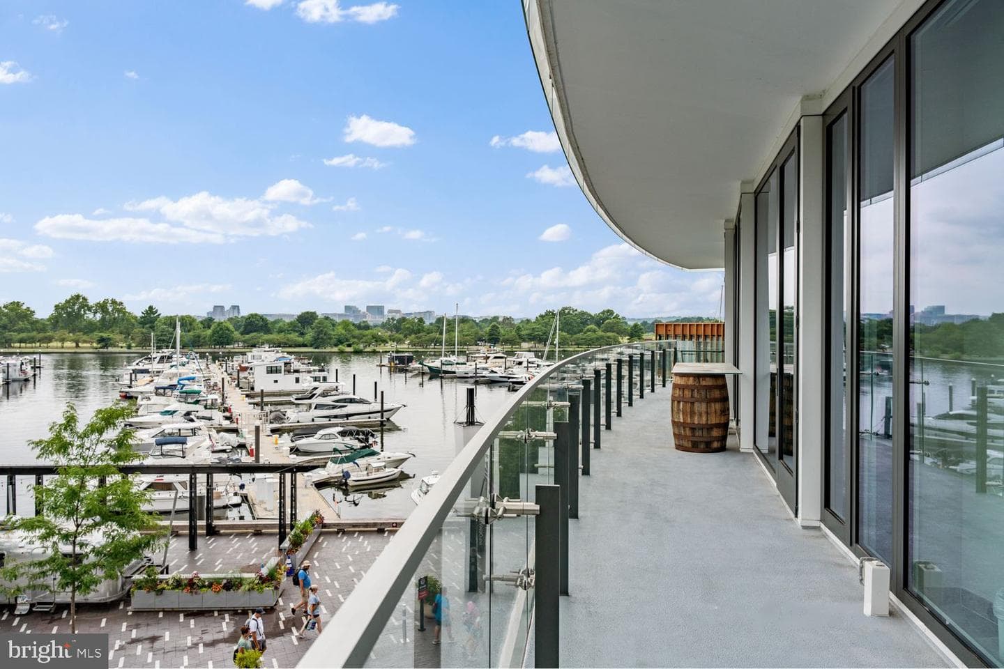 601 Wharf Street SW #301 photo 12
