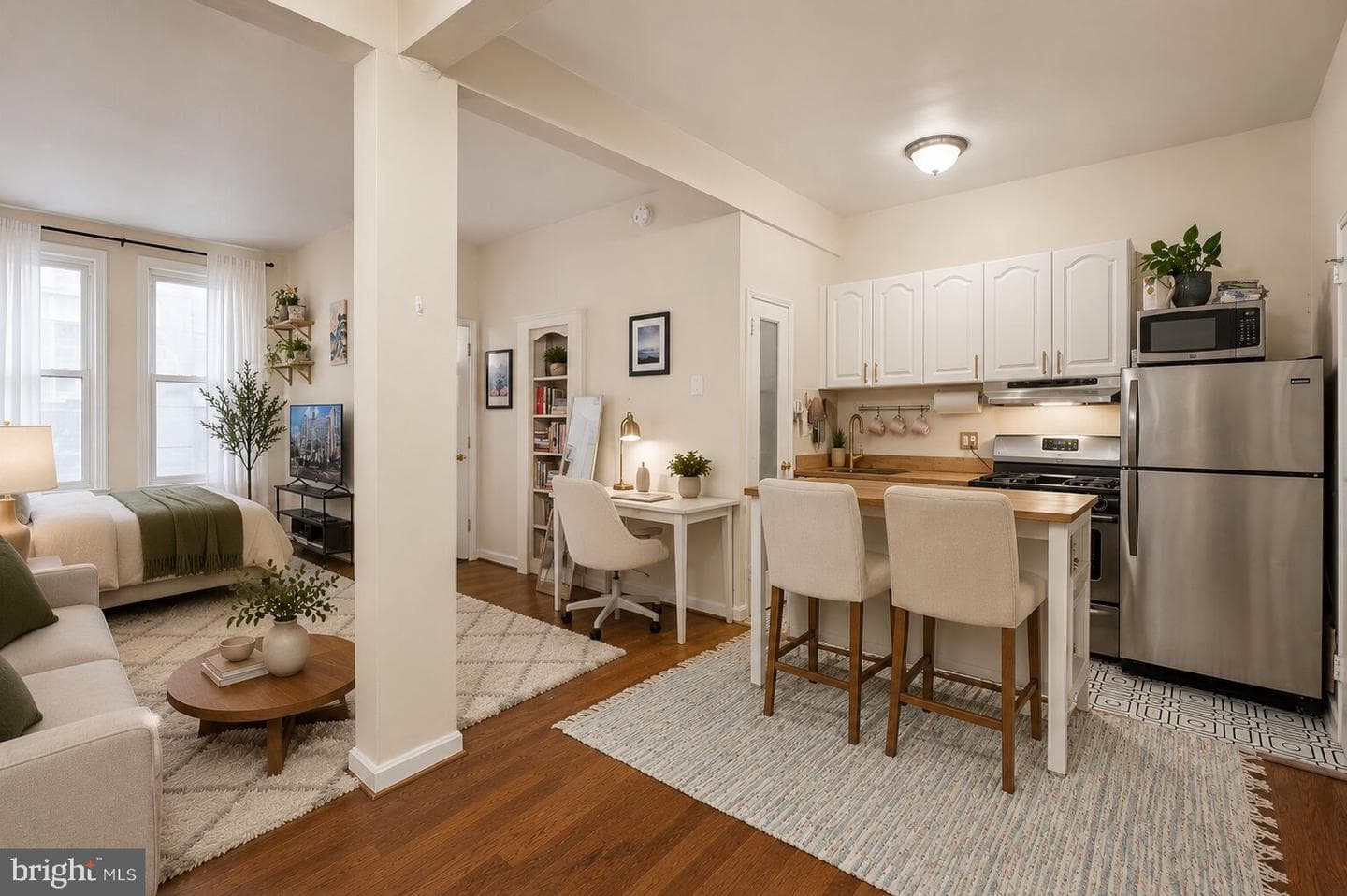 1300 Massachusetts Avenue NW #205 photo 3