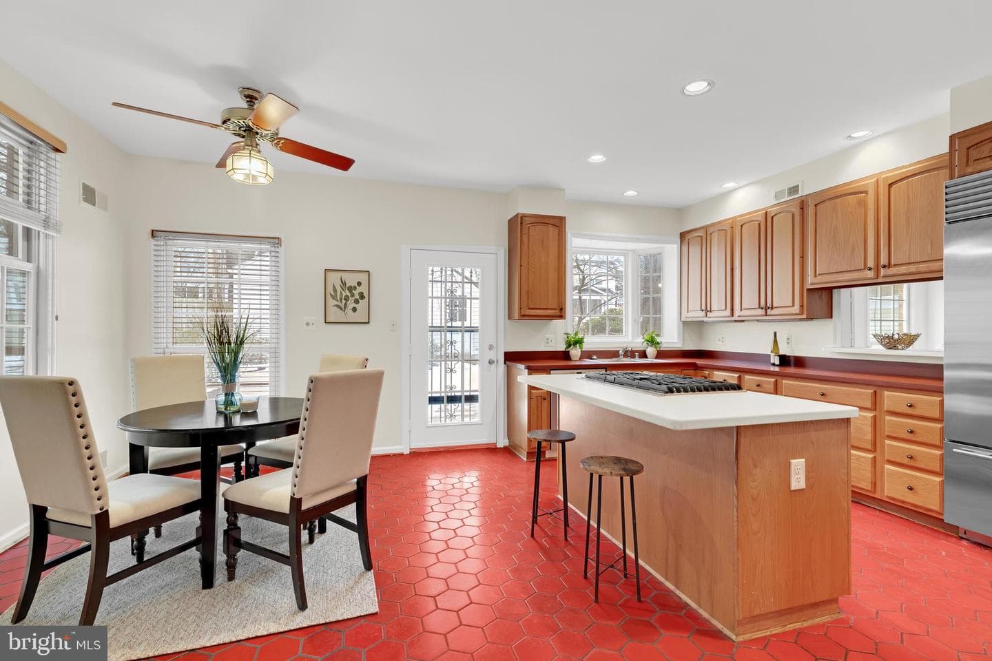 4436 Albemarle Street NW photo 8