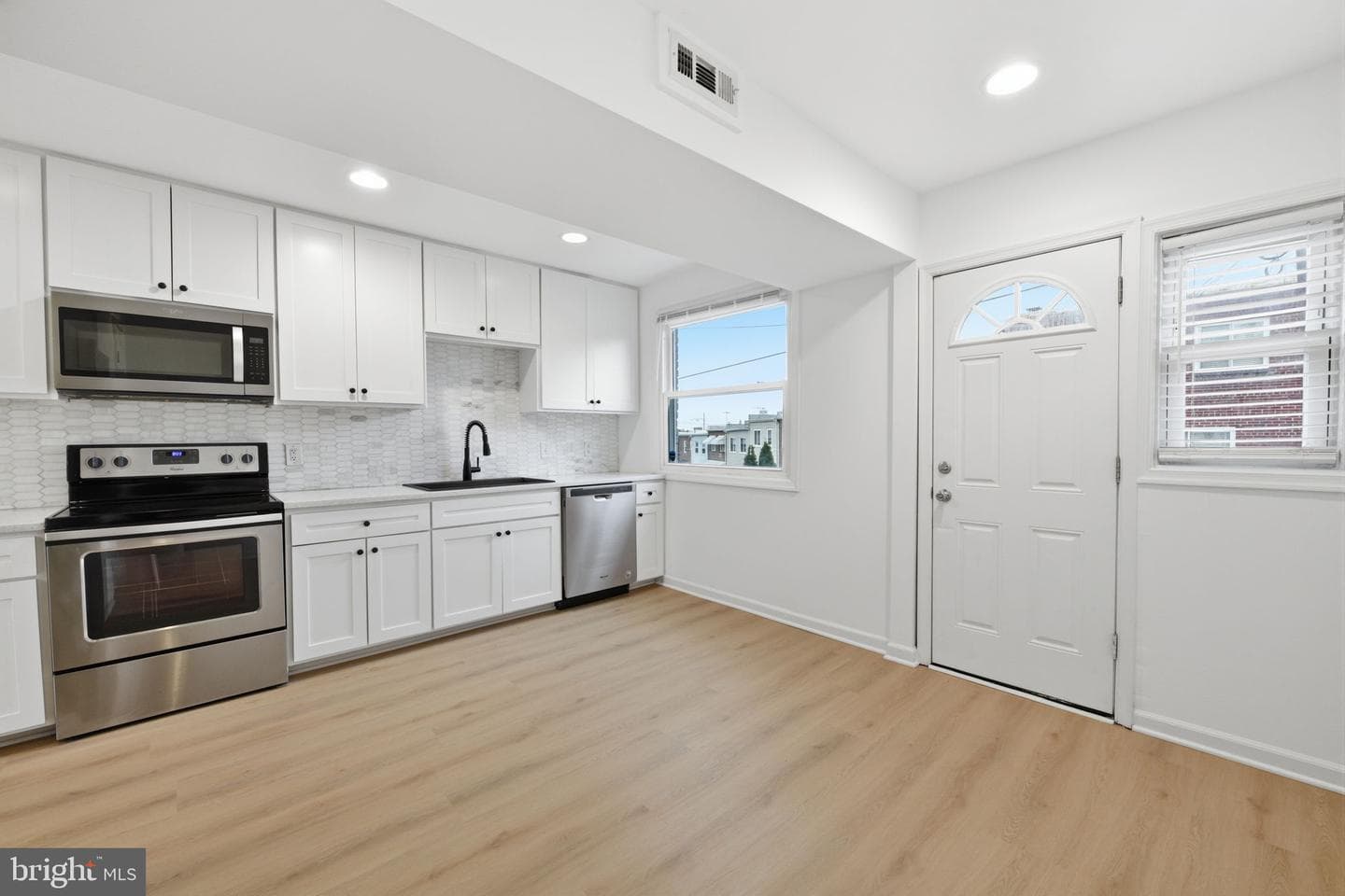 2242 16th Street NE photo 12