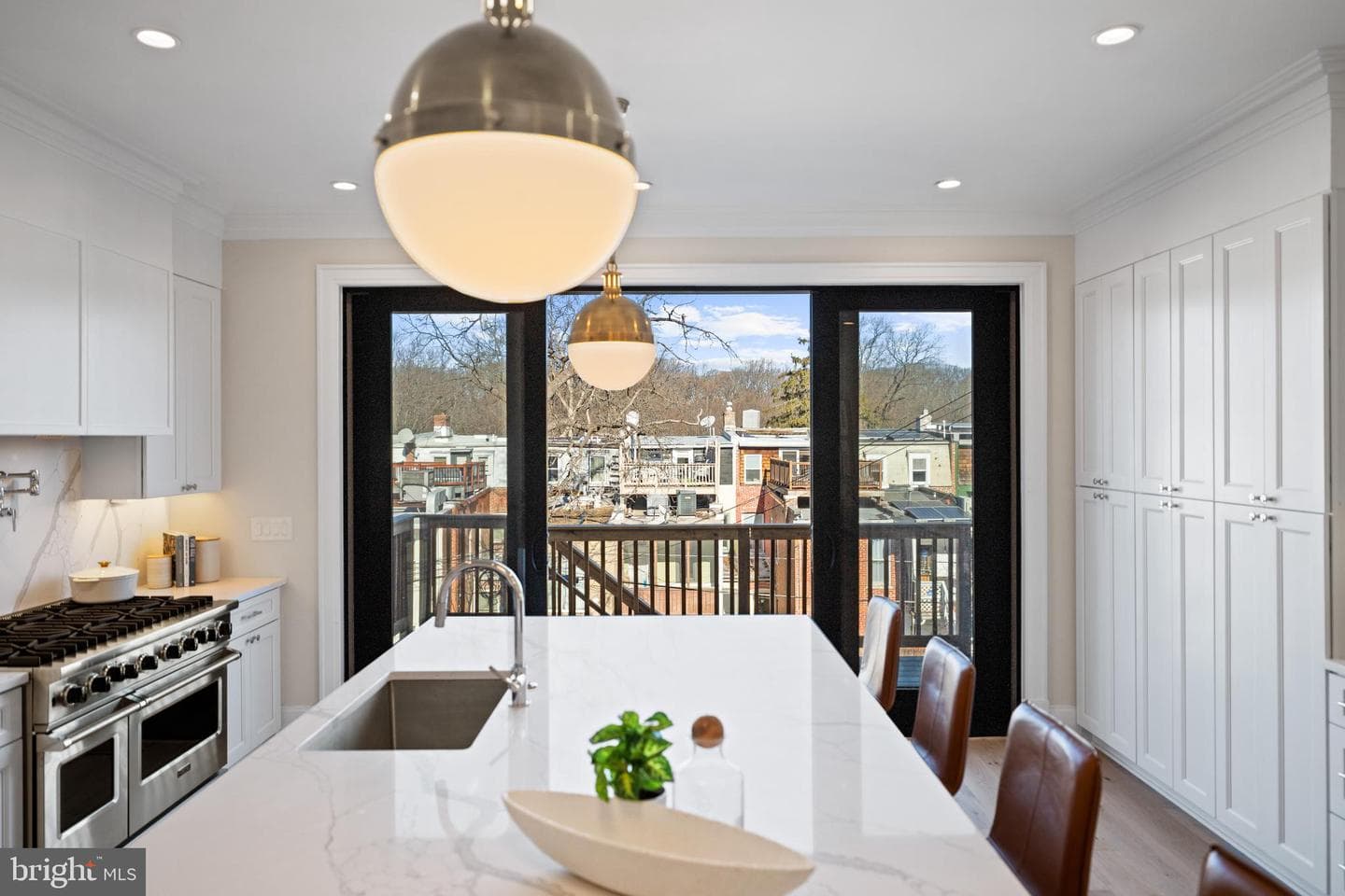 1863 Newton Street NW photo 8