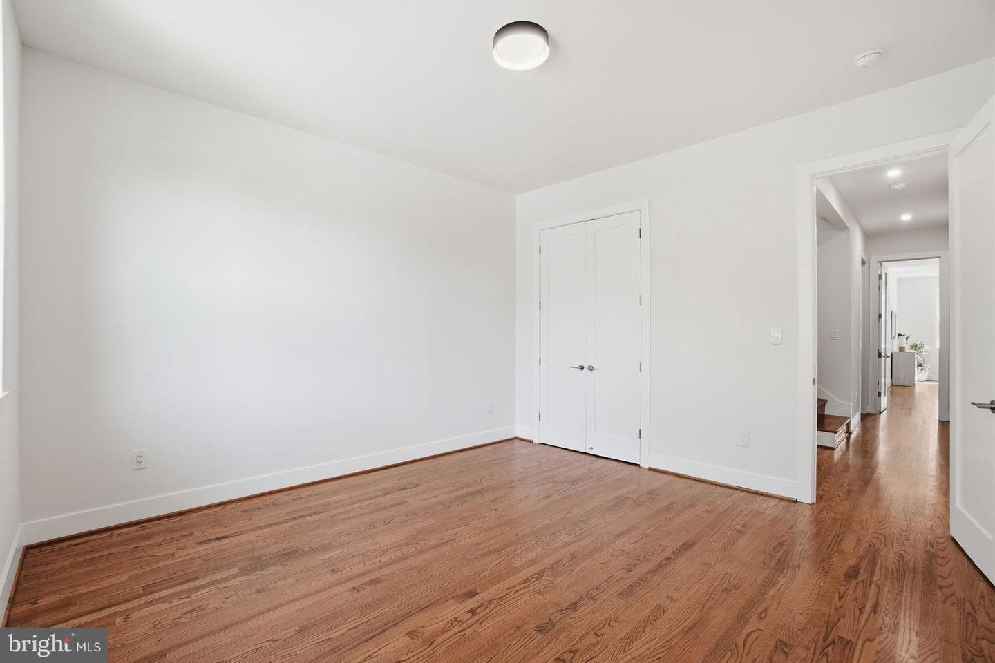 4720 Ellicott Street NW photo 31