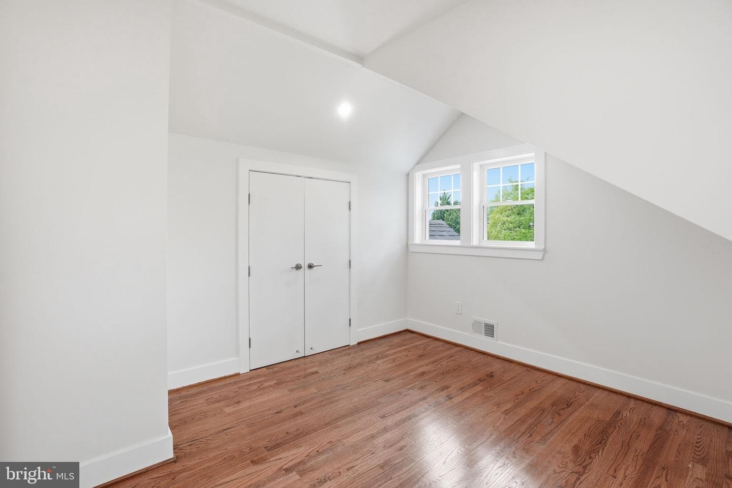 4720 Ellicott Street NW photo 35