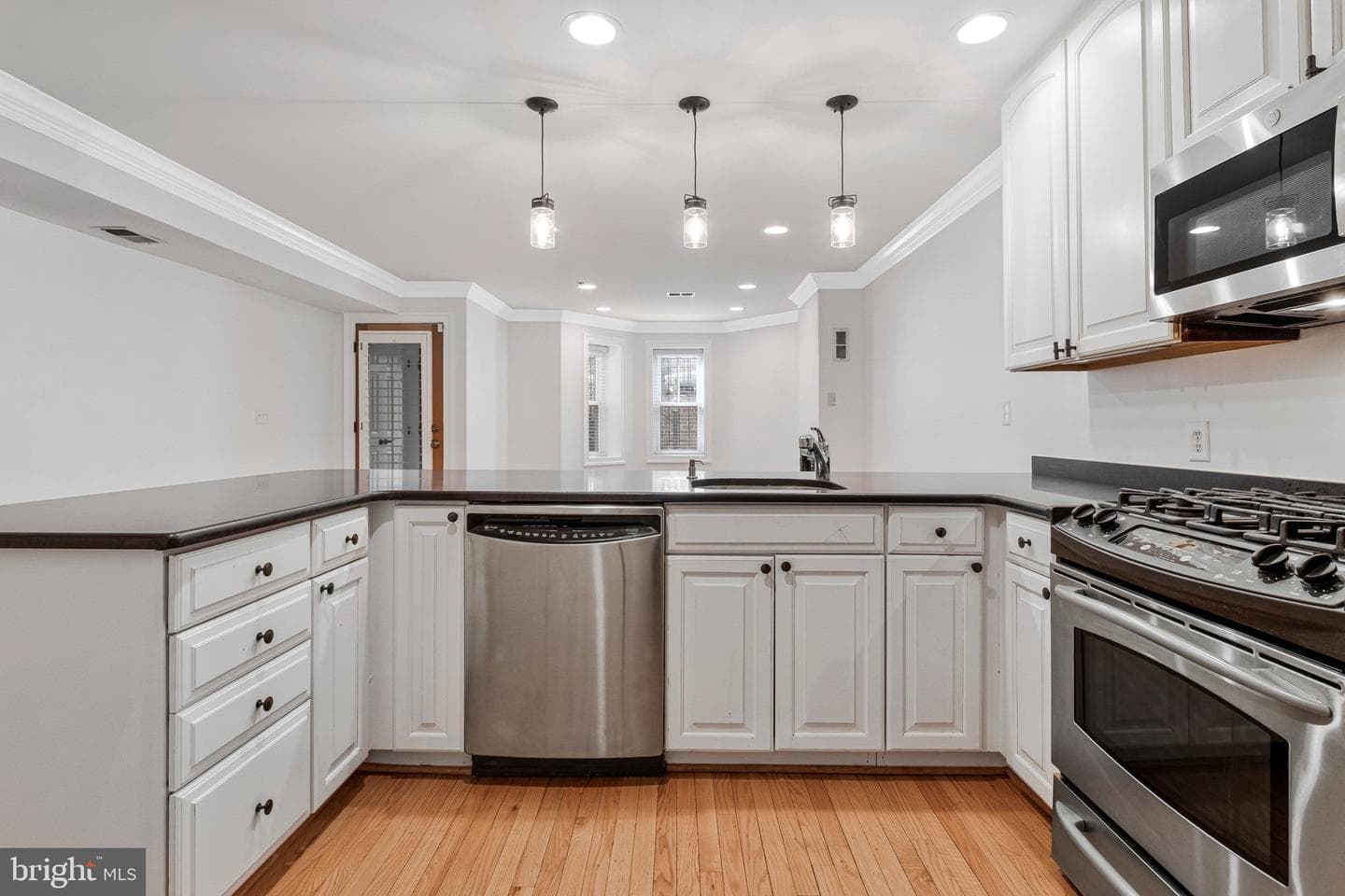 629 4th Street NE #1 photo 4