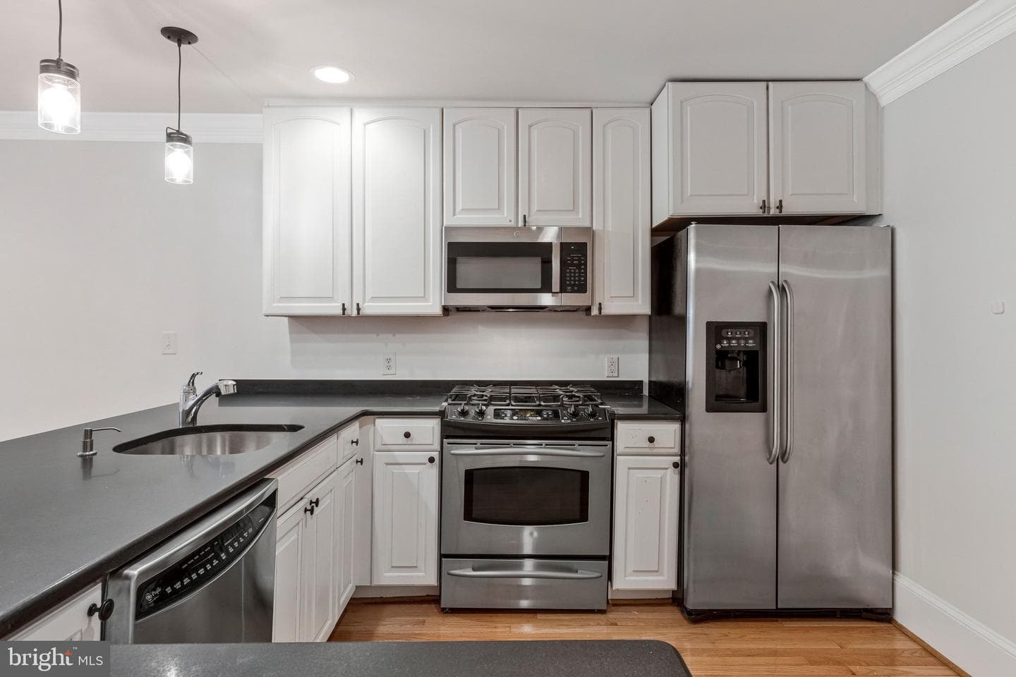 629 4th Street NE #1 photo 5