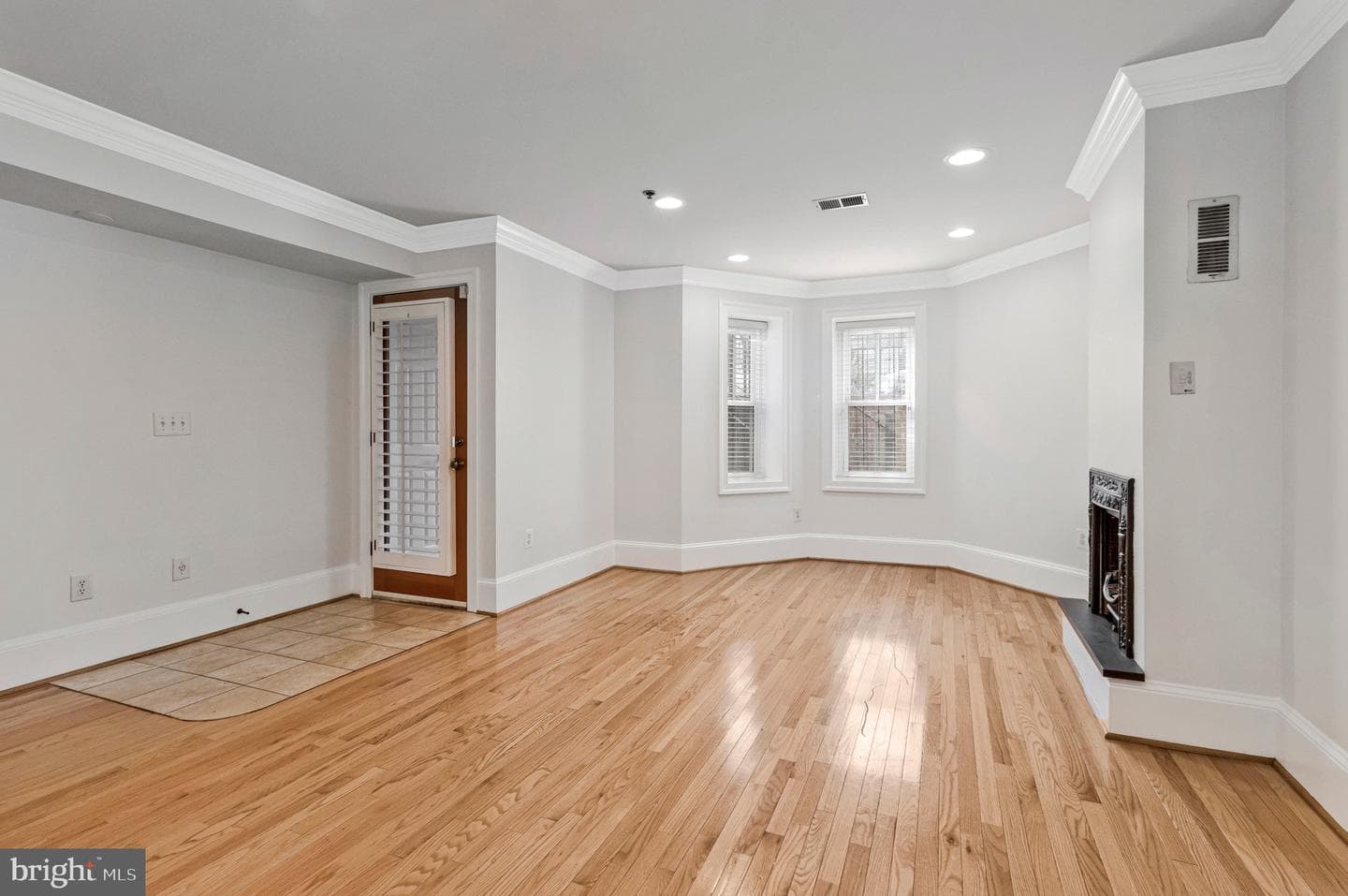 629 4th Street NE #1 photo 7