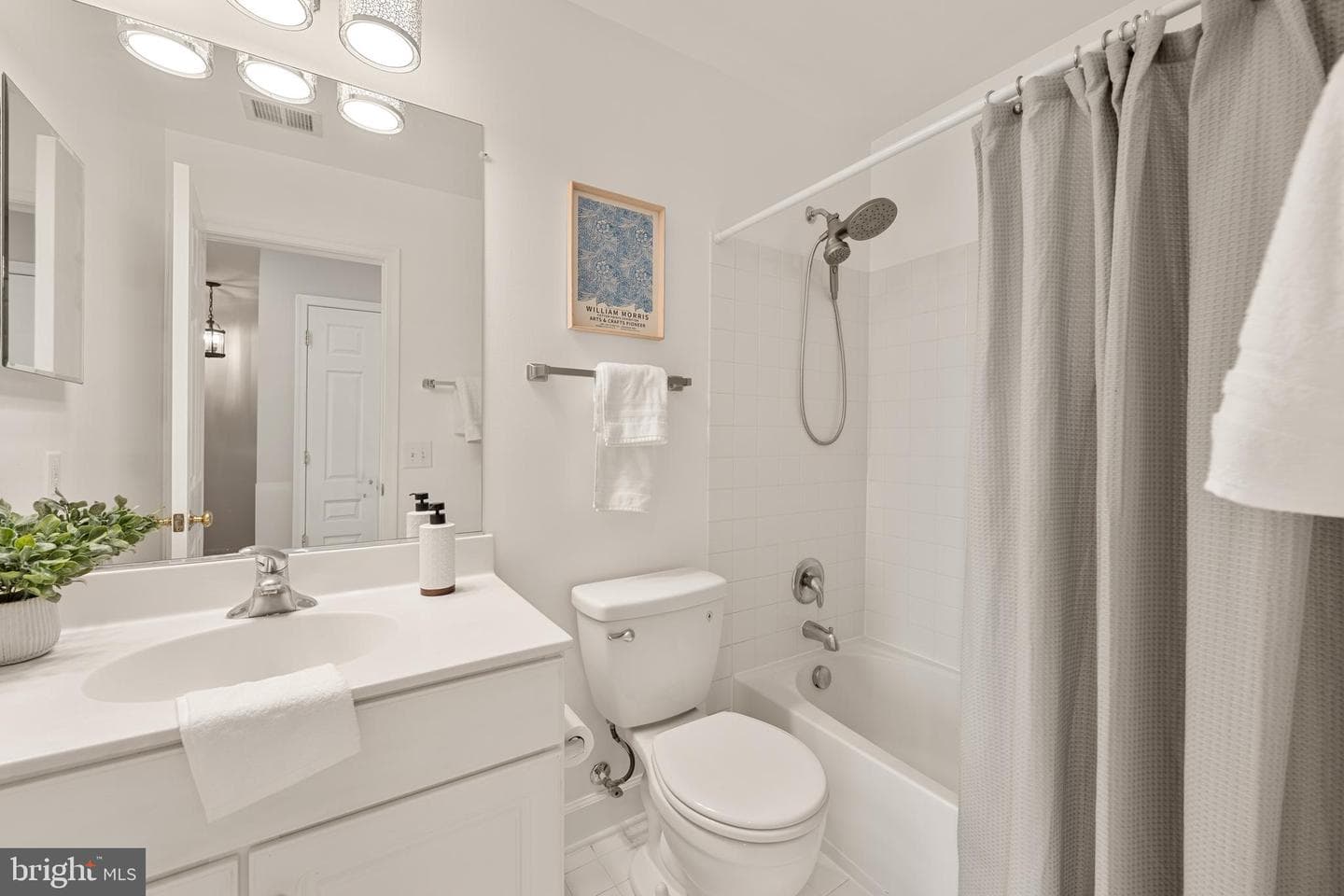 2637 Patricia Roberts Harris Place NE photo 24