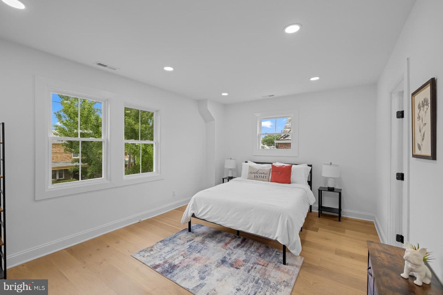 536 Oneida Place NW photo 29