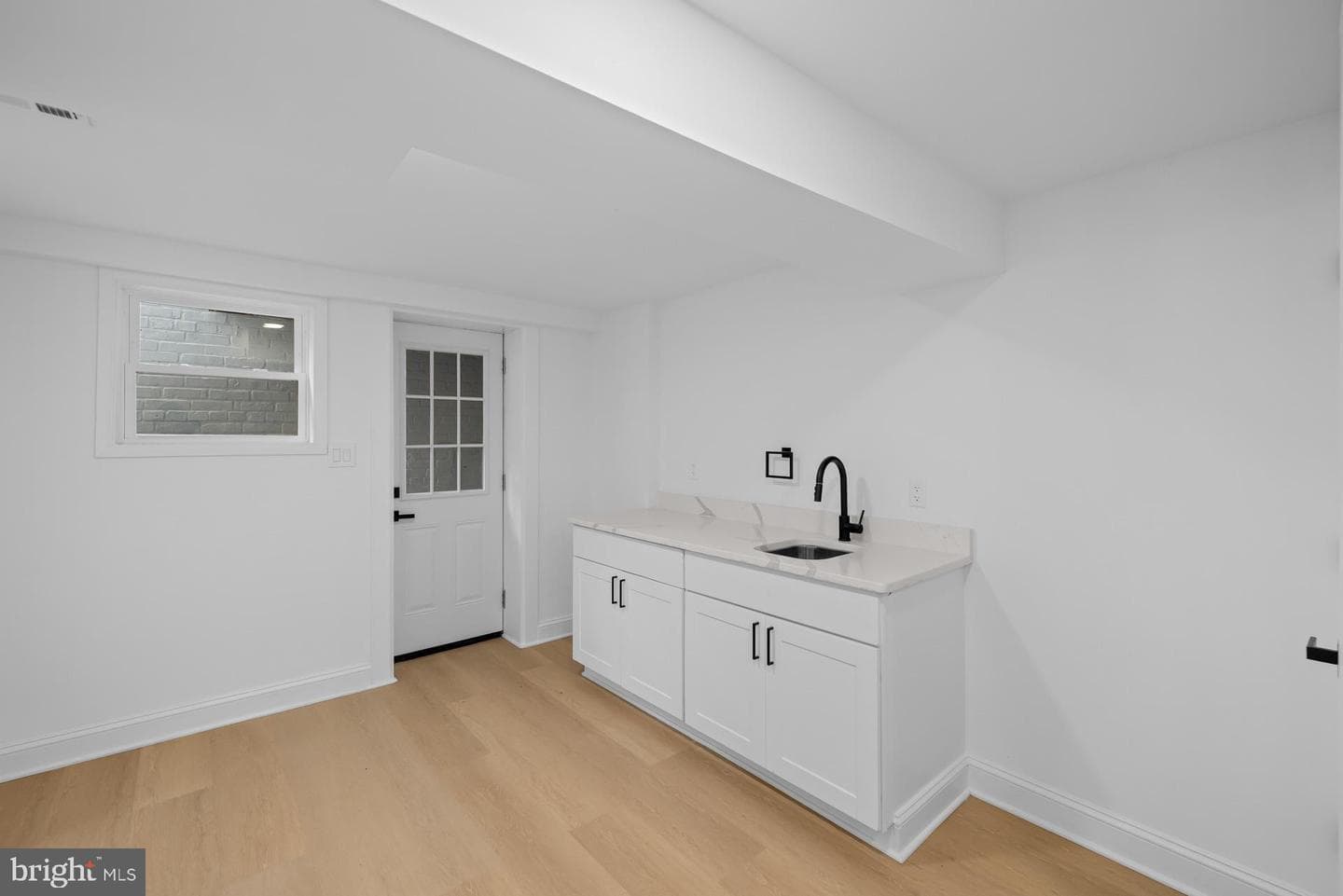 536 Oneida Place NW photo 40