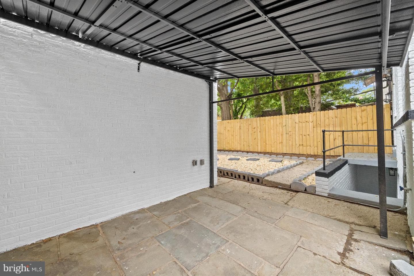 536 Oneida Place NW photo 50