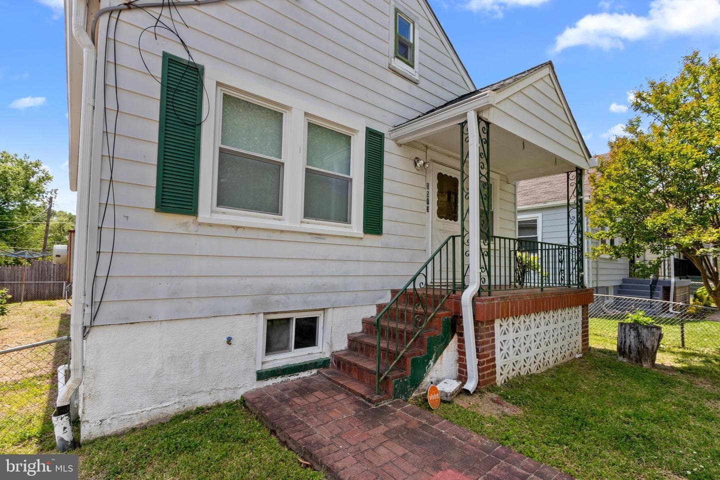 5515 Jay Street NE photo 17