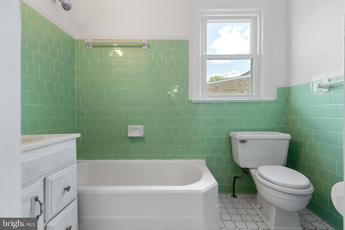 5515 Jay Street NE photo 4