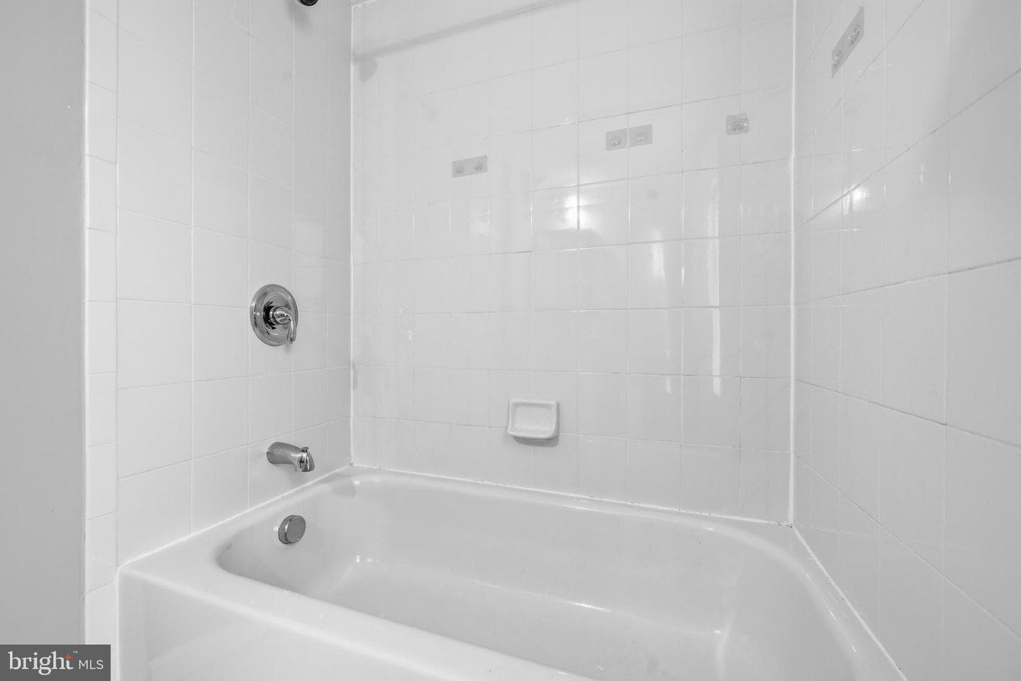 907 8th Street NE photo 26