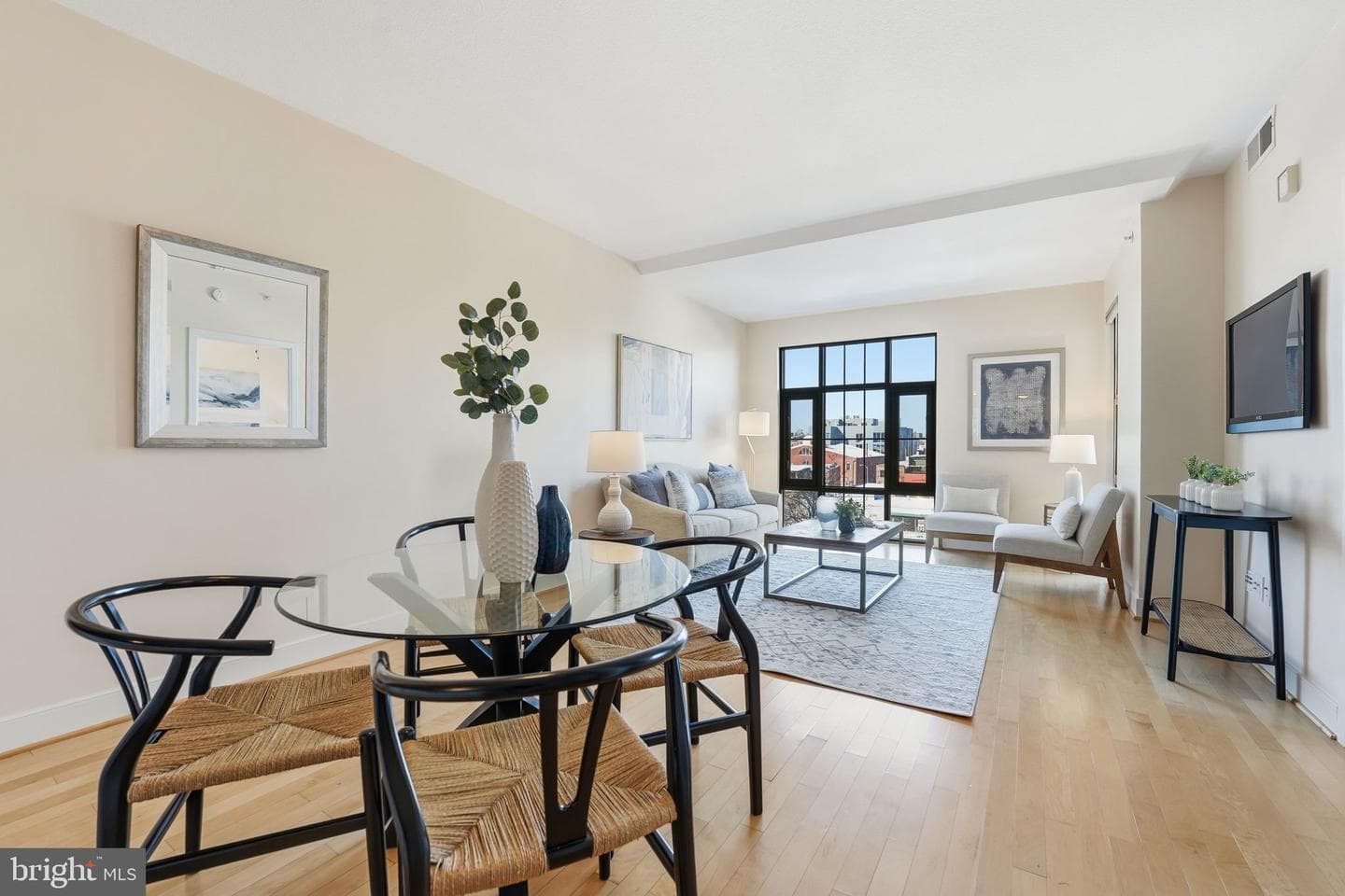 910 M Street NW #516 photo 3