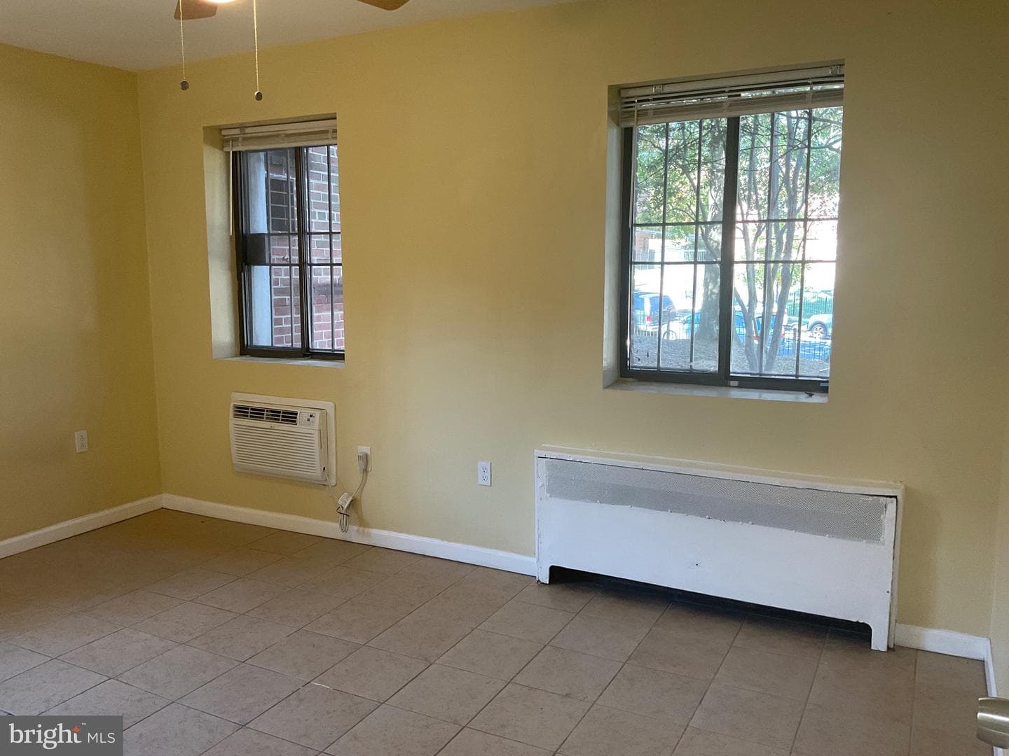 6 Galveston Street SW #103 photo 5