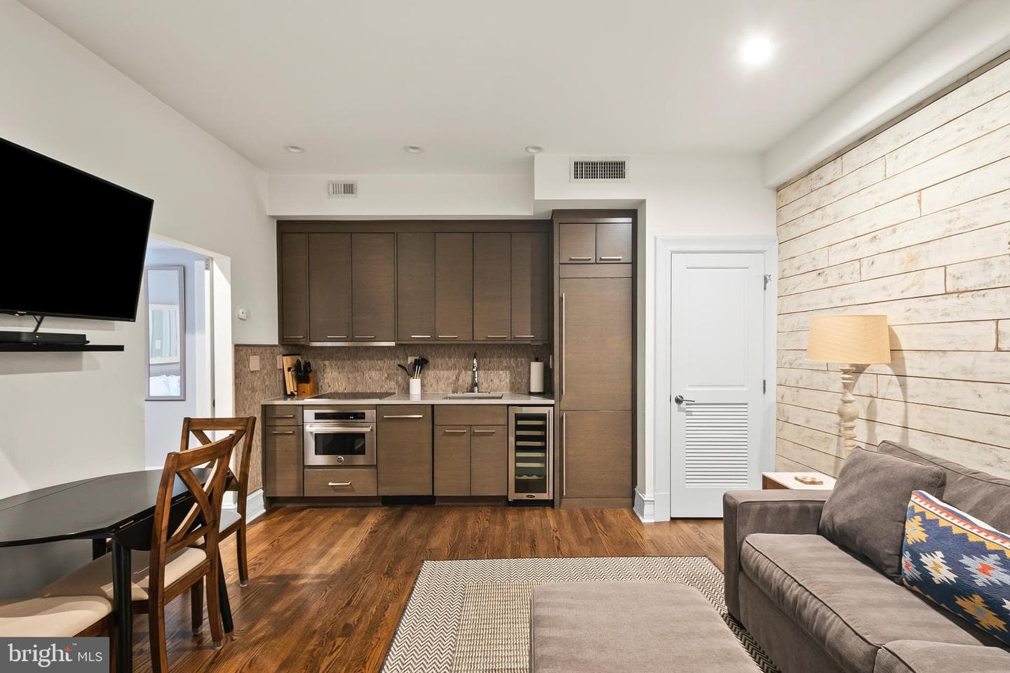 1801 16th Street NW #102 photo 9