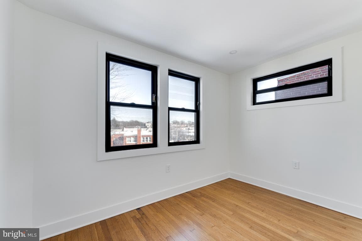 219 Jefferson Street NW photo 20