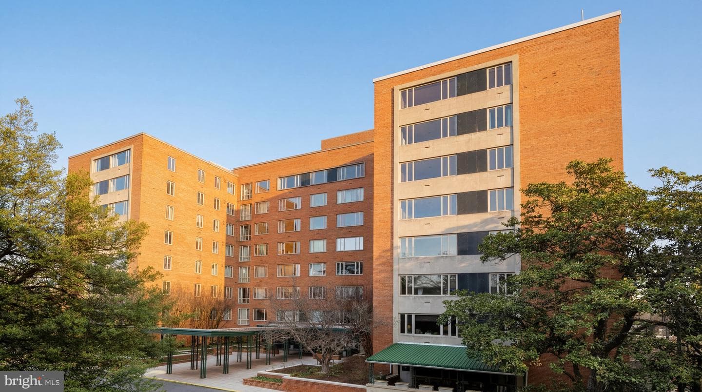 4301 Massachusetts Avenue NW #1013 photo 18