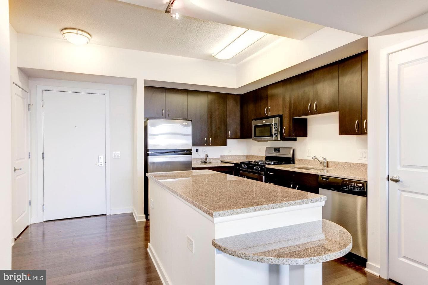 475 K Street NW #1105 photo 8