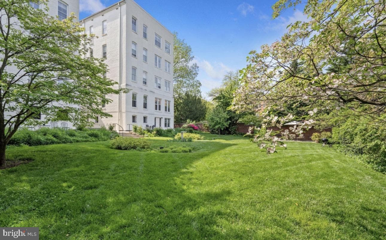 1657 31st Street NW #206 photo 26