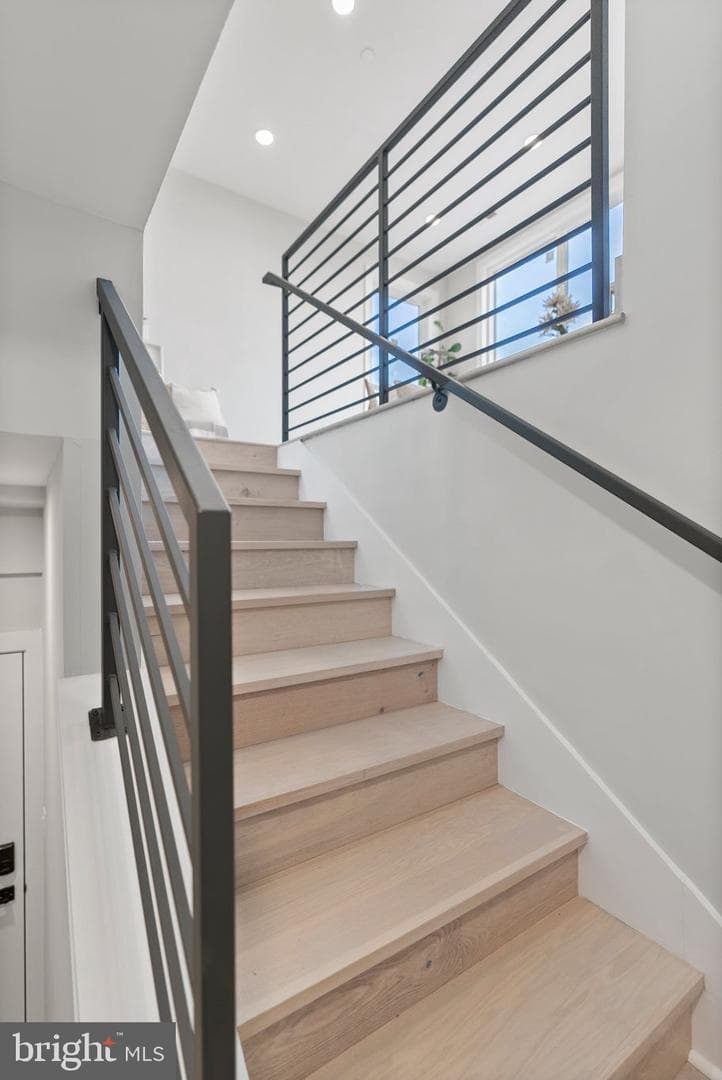 2019 M Street NE #ph9, Washington