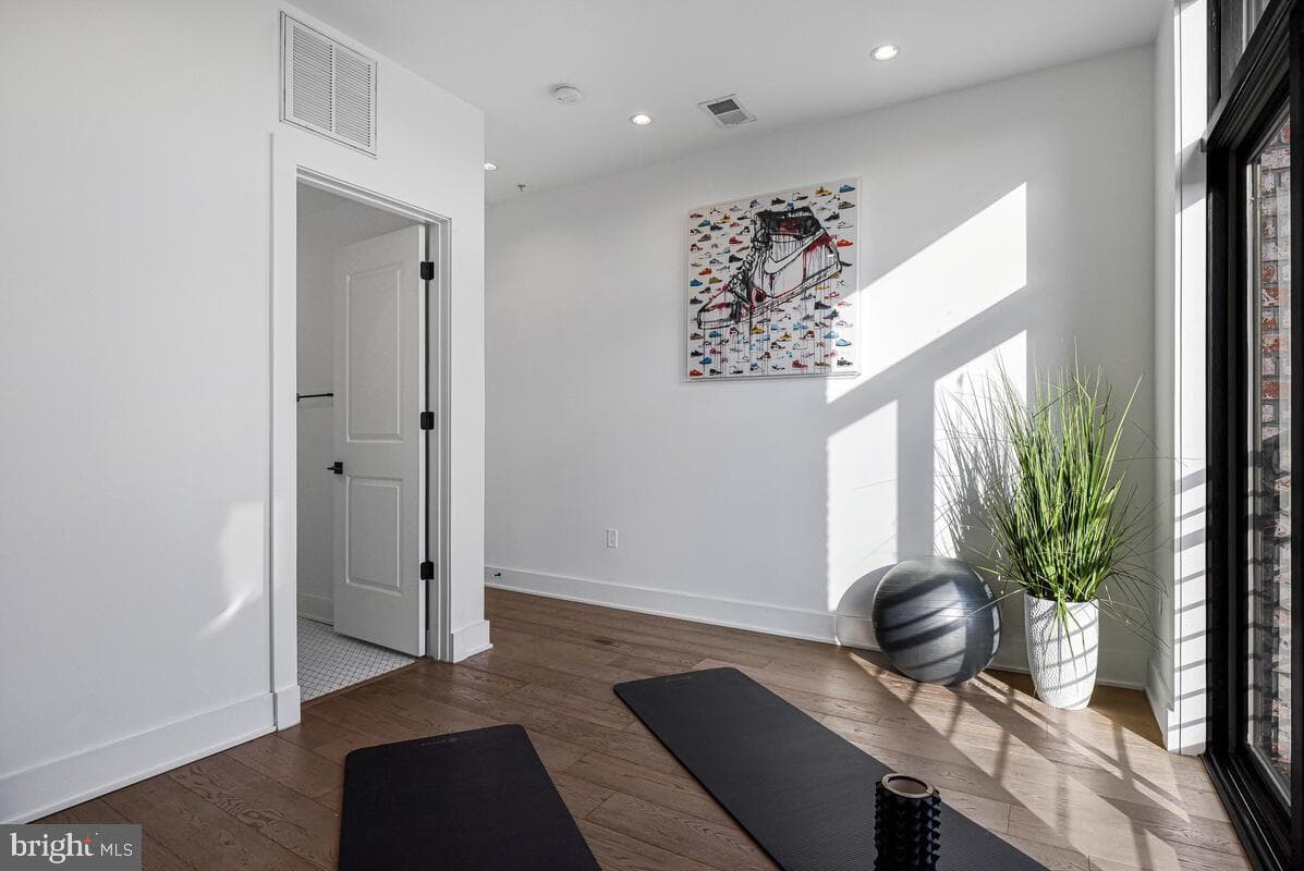 1402 H Street NE #504 photo 9