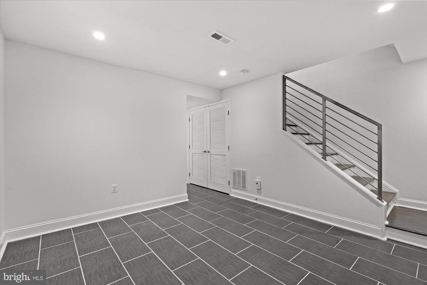 1252 Delafield Place NE photo 26