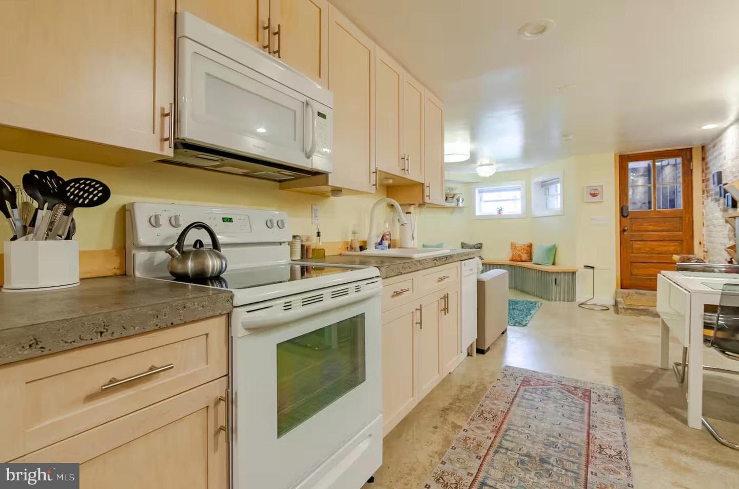 33 Q Street NE photo 22