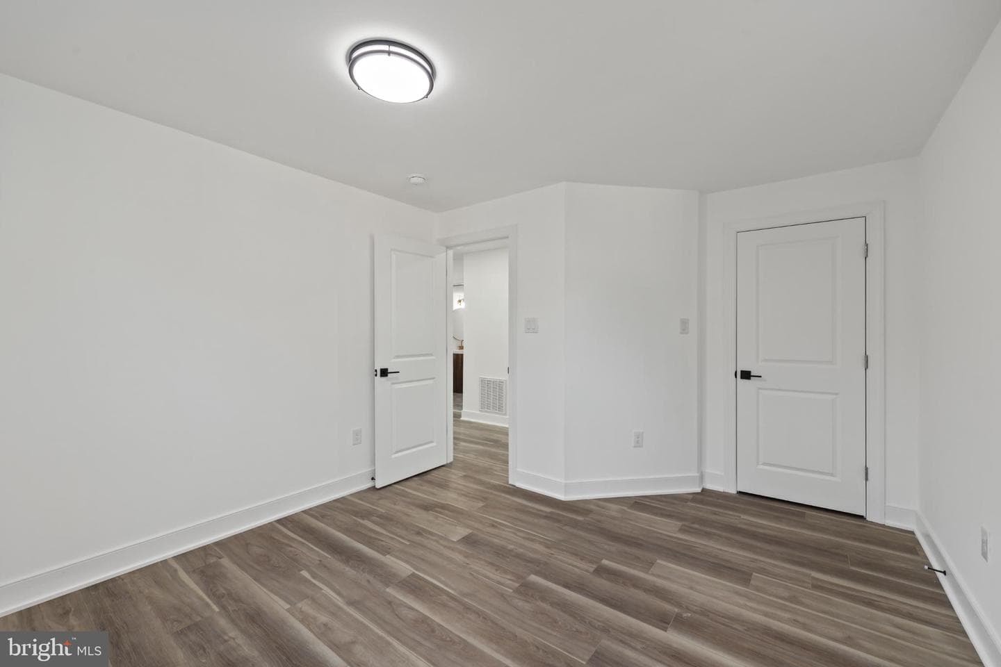 4248 NW Blagden Avenue NW photo 48