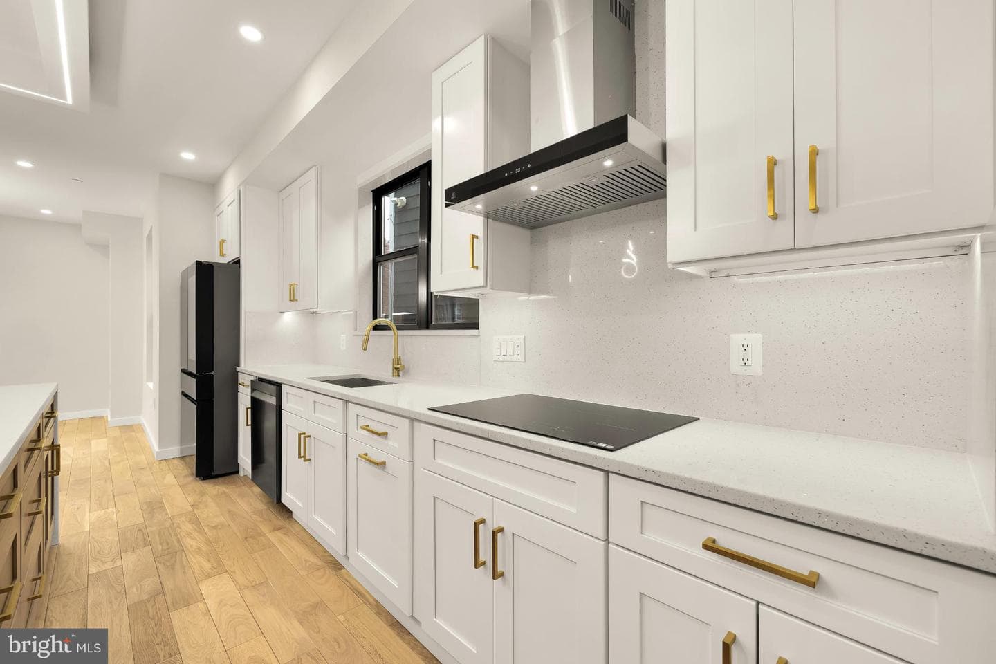1516 Levis Street NE #1 photo 17