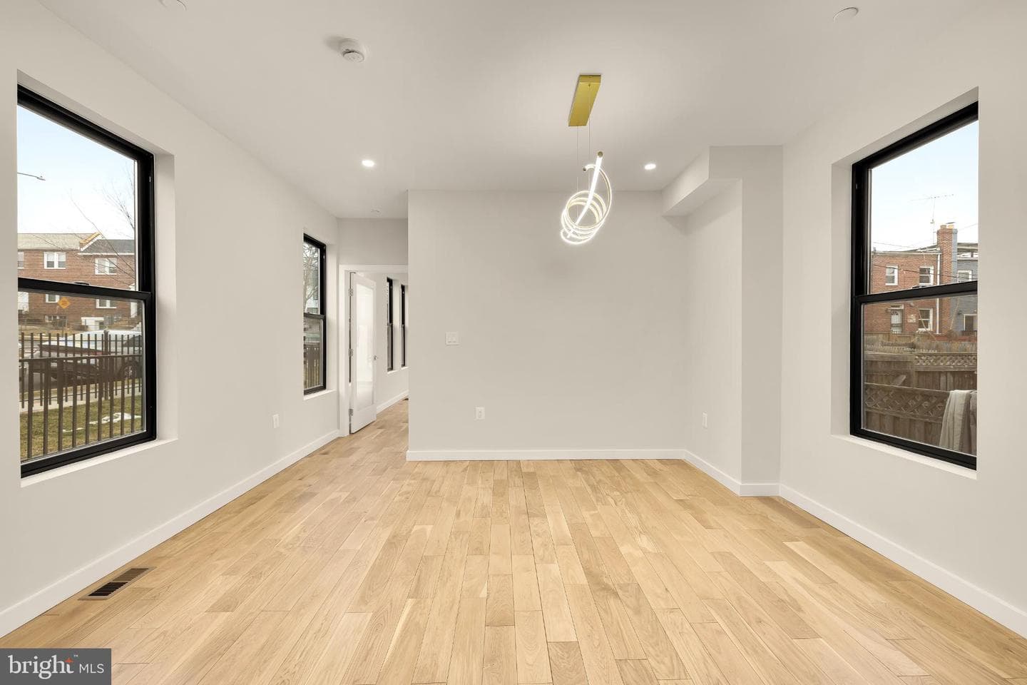 1516 Levis Street NE #1 photo 20