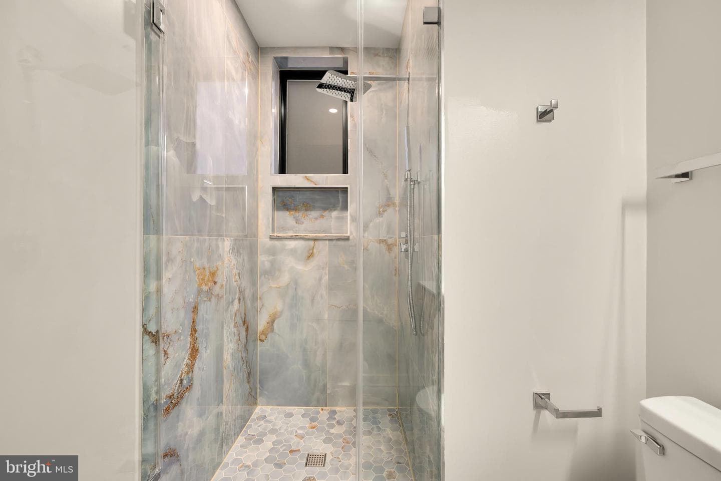 1516 Levis Street NE #1 photo 34