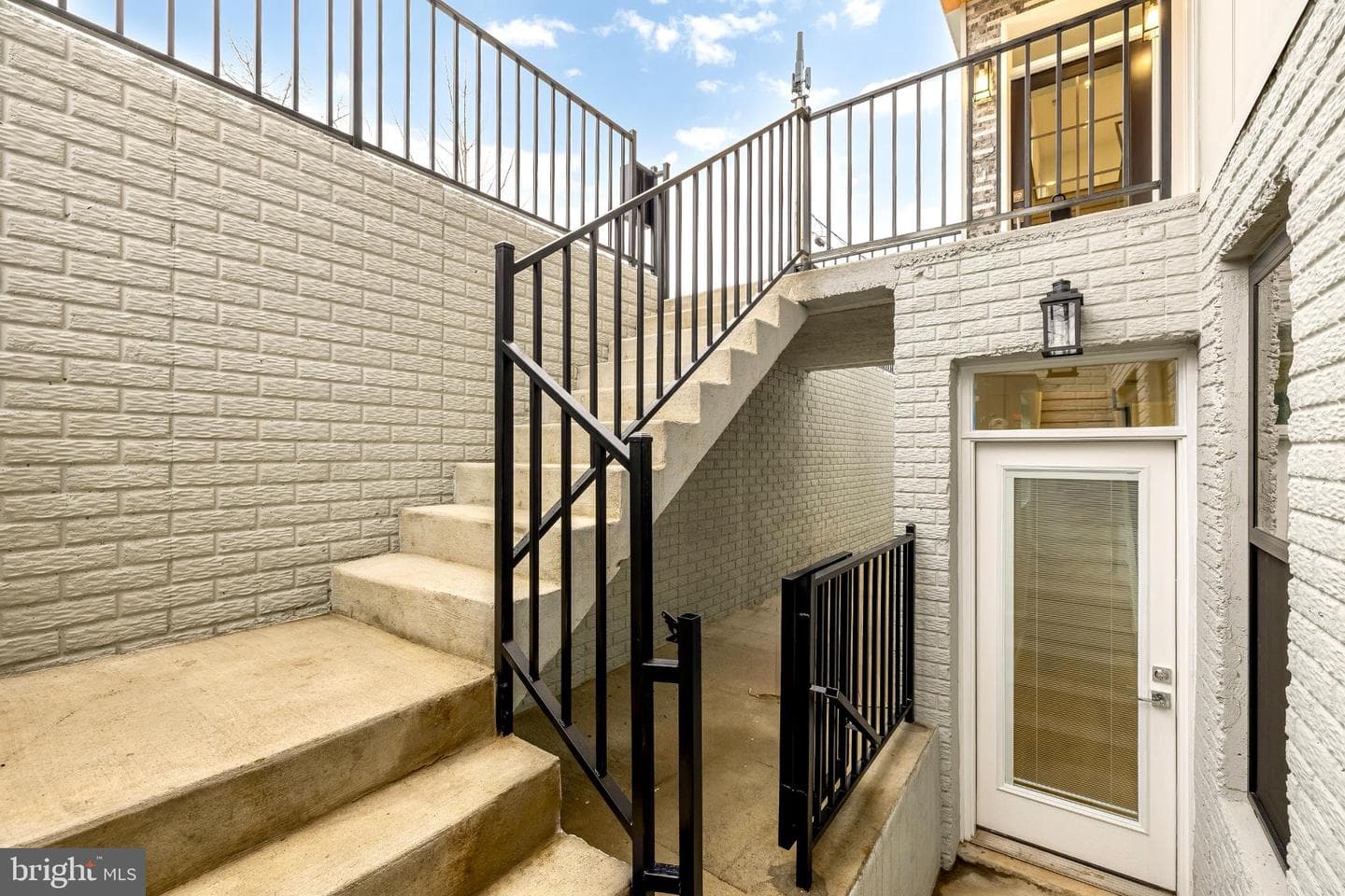 1516 Levis Street NE #1 photo 39