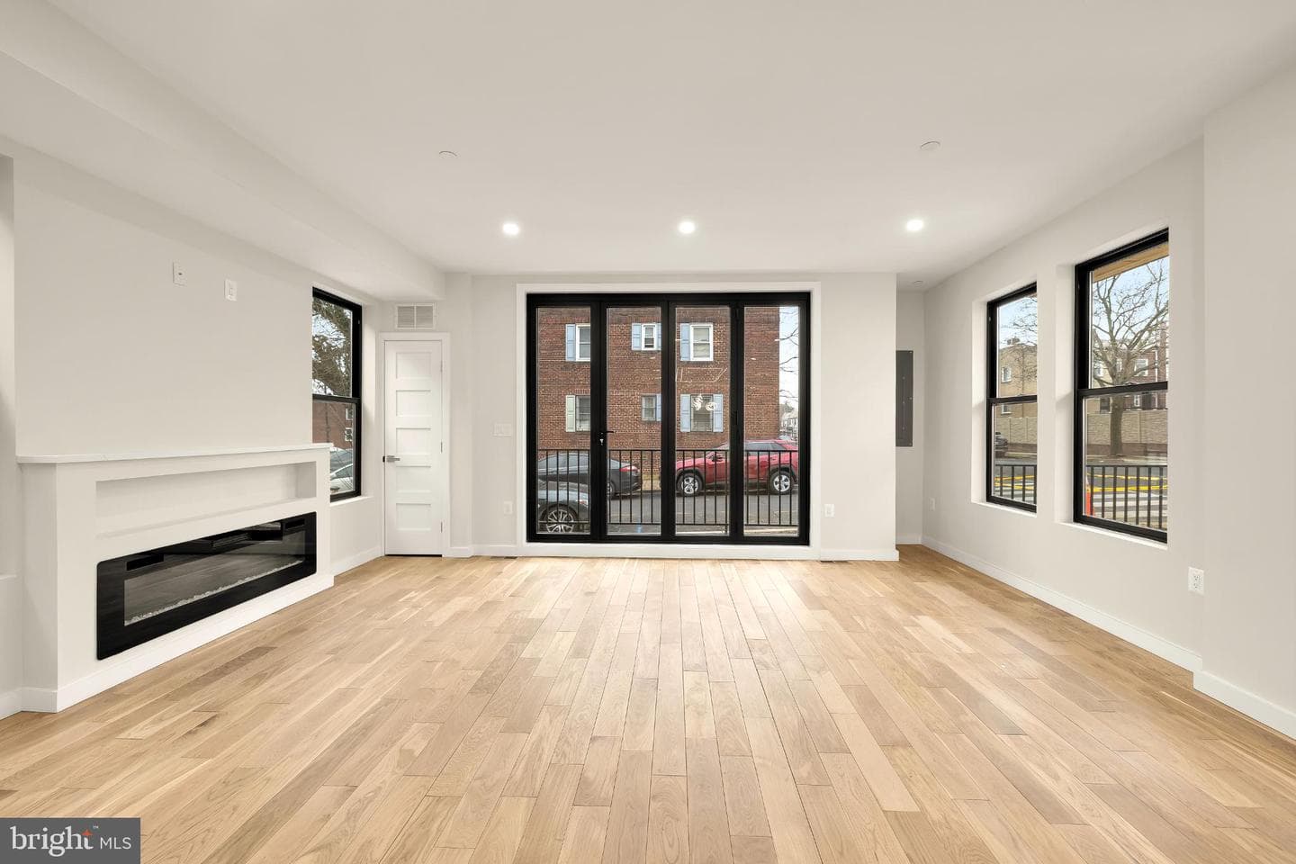 1516 Levis Street NE #1 photo 5