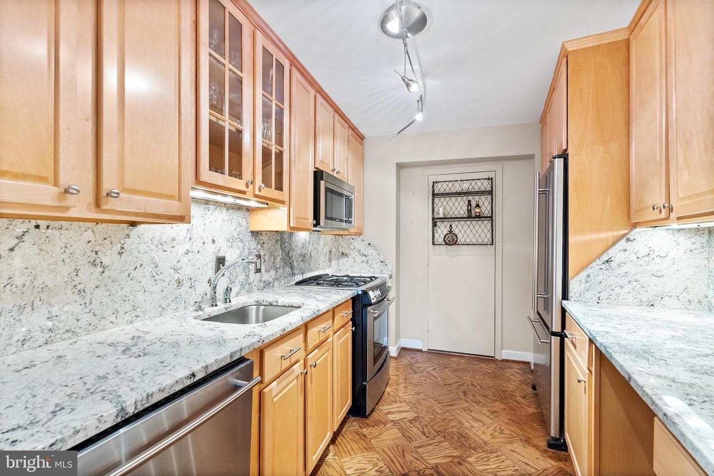 700 New Hampshire Avenue NW #320 photo 12