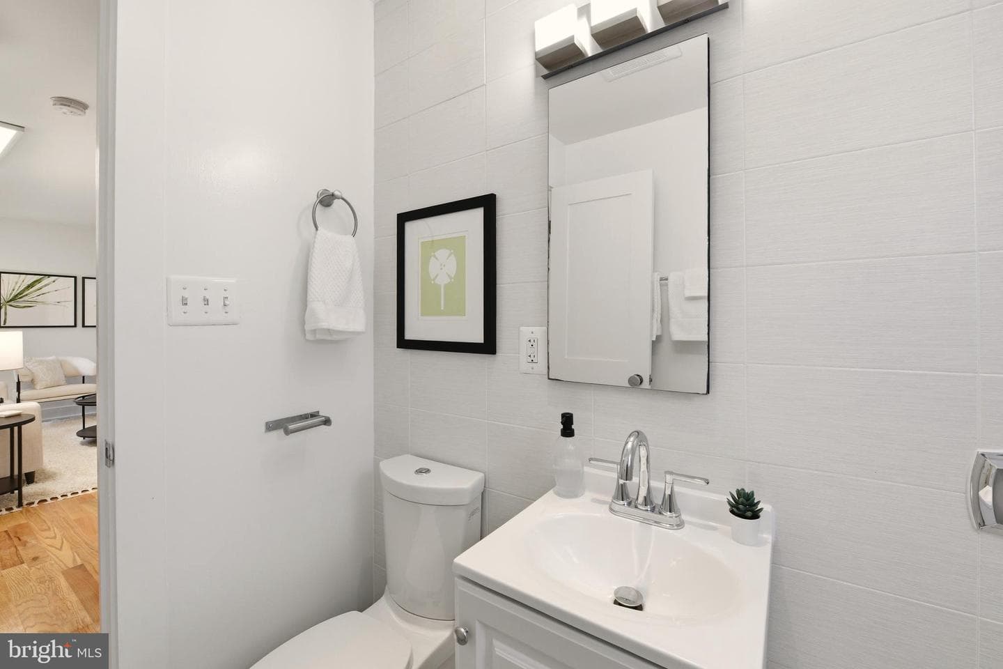 626 Independence Avenue SE #103 photo 35